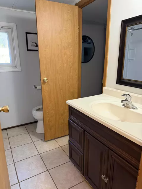 1011 Circle Tee Ln, Goodview, VA 24095 photo 9