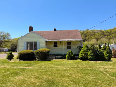 314 S Craig Ave, Covington, VA 24426
