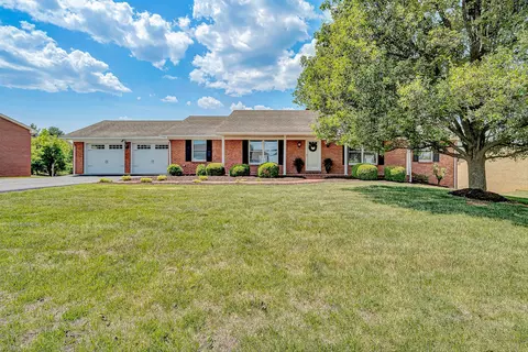 147 Westridge Dr, Daleville, VA 24083