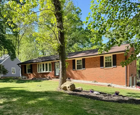 5403 Tomahawk Cir, Salem, VA 24153