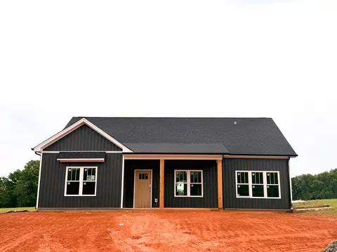 10424 Leesville Rd, Lynch Station, VA 24571