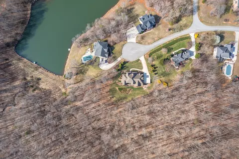 View/Area - 1009 Val Terrace Ct, Forest, VA 24551 photo 7 of 8