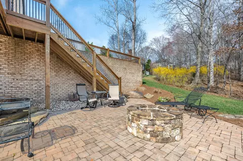 Exterior - 1009 Val Terrace Ct, Forest, VA 24551 photo 18 of 21