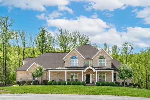 1009 Val Terrace Ct, Forest, VA 24551