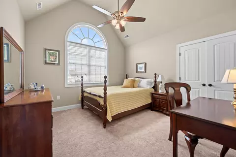 Bedroom - 1009 Val Terrace Ct, Forest, VA 24551 photo 4 of 11