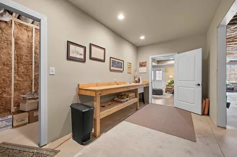 Entry Way - 1009 Val Terrace Ct, Forest, VA 24551 photo 10 of 10