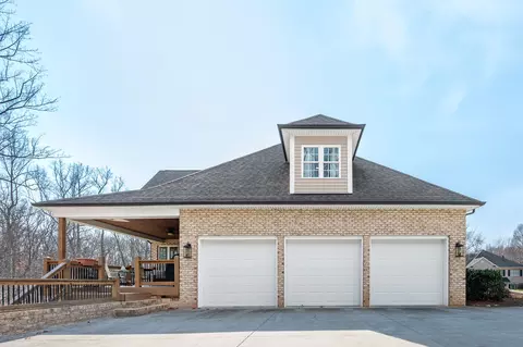 Exterior - 1009 Val Terrace Ct, Forest, VA 24551 photo 10 of 21