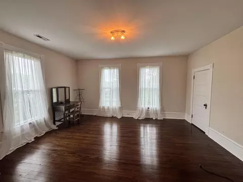 Bedroom - 17749 Main St, Buchanan, VA 24066 photo 4 of 8