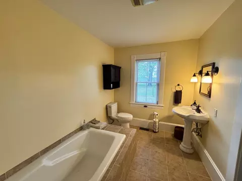 Bath - 17749 Main St, Buchanan, VA 24066 photo 1 of 4