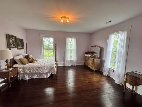 Bedroom - 17749 Main St, Buchanan, VA 24066 photo 1 of 8