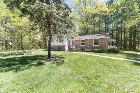 5268 Keffer Rd, Catawba, VA 24070