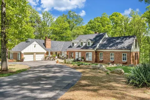 5141 Crossbow Cir, Roanoke, VA 24018