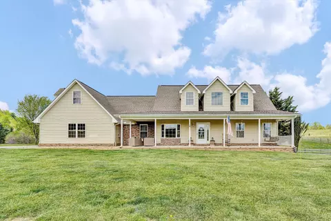 1757 Daniels Run Rd NE, Check, VA 24072