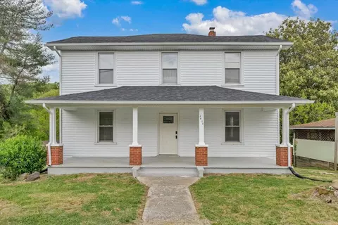 2415 Overlook Rd NE, Roanoke, VA 24012