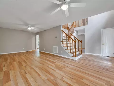 Living - 520 Scenic Dr, Stuart, VA 24171 photo 4 of 15