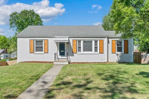 1811 Fareham Rd SW, Roanoke, VA 24015