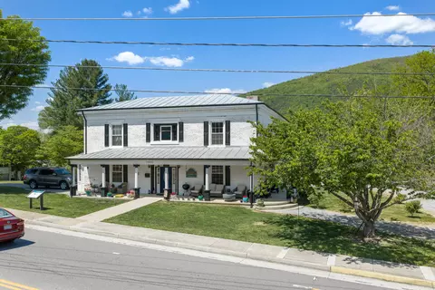 19391 Main St, Buchanan, VA 24066