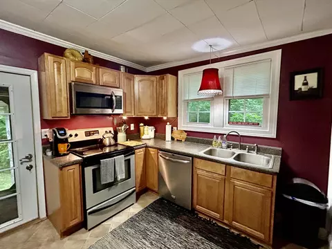 Kitchen - 40 River Rd, Buchanan, VA 24066 photo 1 of 1