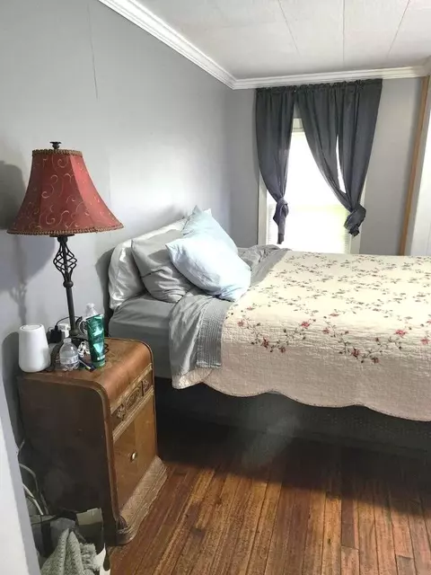 Bedroom - 40 River Rd, Buchanan, VA 24066 photo 1 of 2