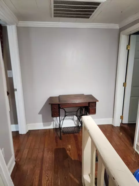 Entry Way - 40 River Rd, Buchanan, VA 24066 photo 3 of 3