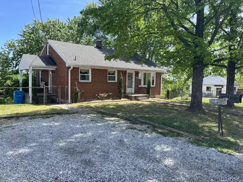 2251 Moir St NE, Roanoke, VA 24012