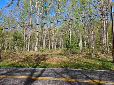 0 Bradshaw Rd, Salem, VA 24153