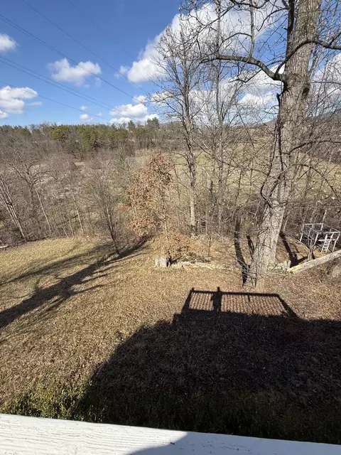 306 Fox Fire, Cloverdale, VA 24077 photo 8