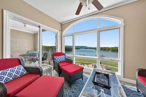 1217 Graves Harbor Trl # 142, Huddleston, VA 24104