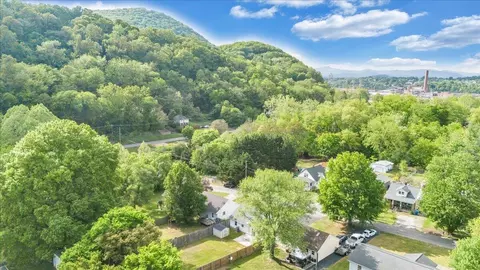 View/Area - 1333 Thomason Rd SE, Roanoke, VA 24014 photo 13 of 16
