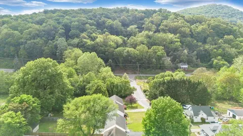 View/Area - 1333 Thomason Rd SE, Roanoke, VA 24014 photo 10 of 16
