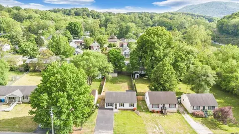 View/Area - 1333 Thomason Rd SE, Roanoke, VA 24014 photo 4 of 16