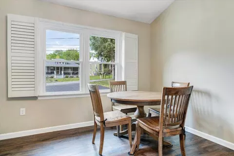Dining - 1333 Thomason Rd SE, Roanoke, VA 24014 photo 4 of 4