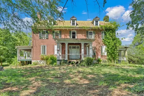 320 Huntington Blvd NE, Roanoke, VA 24012