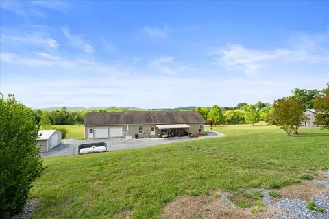 Exterior - 218 Mt Moriah Rd, Eagle Rock, VA 24085 photo 12 of 13