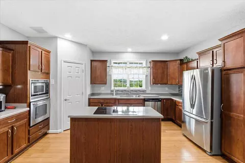 Kitchen - 218 Mt Moriah Rd, Eagle Rock, VA 24085 photo 2 of 2