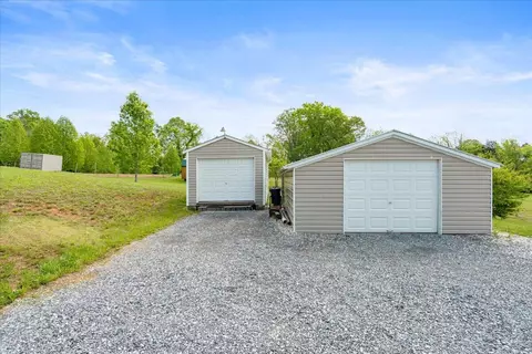 Exterior - 218 Mt Moriah Rd, Eagle Rock, VA 24085 photo 10 of 13