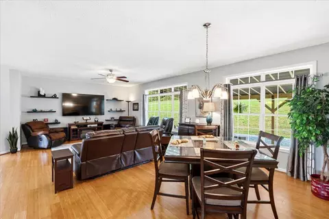 Dining - 218 Mt Moriah Rd, Eagle Rock, VA 24085 photo 2 of 2
