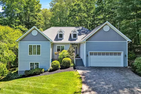 Exterior - 100 Waterside Dr, Moneta, VA 24121 photo 1 of 13