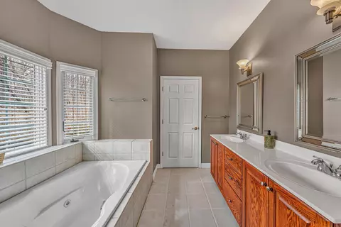 Bath - 100 Waterside Dr, Moneta, VA 24121 photo 1 of 4