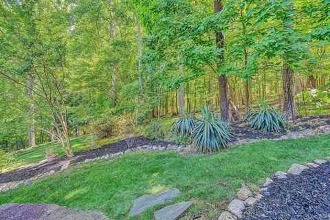 Exterior - 100 Waterside Dr, Moneta, VA 24121 photo 7 of 13