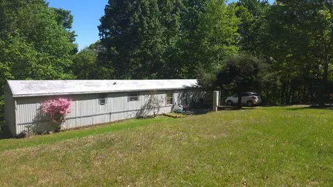 204 Bentwood Dr, Blue Ridge, VA 24064