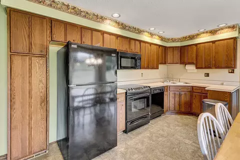 Kitchen - 2015 Evergreen Rd, Covington, VA 24426 photo 1 of 2