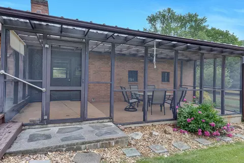 Exterior - 2015 Evergreen Rd, Covington, VA 24426 photo 6 of 11