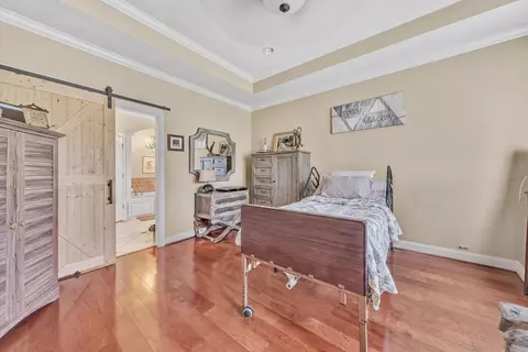 Bedroom - 229 Mountain Brook Dr NE, Roanoke, VA 24012 photo 3 of 3