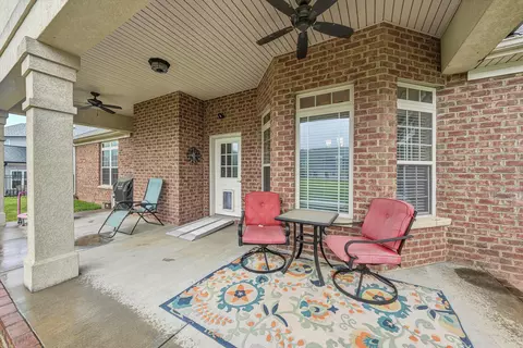 Exterior - 229 Mountain Brook Dr NE, Roanoke, VA 24012 photo 5 of 8