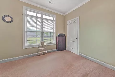 Bedroom - 229 Mountain Brook Dr NE, Roanoke, VA 24012 photo 2 of 3
