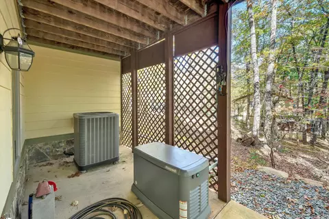 Exterior - 30 Boulder Point Dr, Hardy, VA 24101 photo 9 of 15