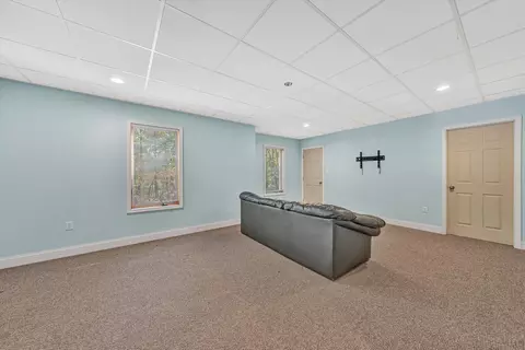 Living - 30 Boulder Point Dr, Hardy, VA 24101 photo 6 of 6