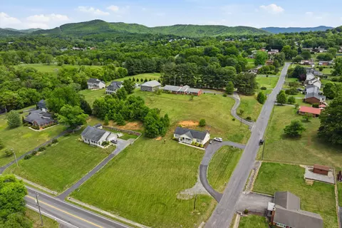 View/Area - 19 Cook Ave, Roanoke, VA 24019 photo 3 of 9
