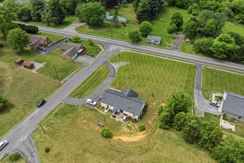 View/Area - 19 Cook Ave, Roanoke, VA 24019 photo 6 of 9